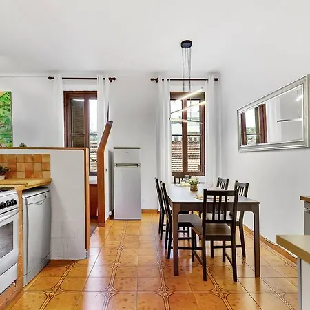 City-life-luxury District Wifi Ac Apartamento