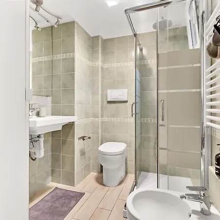 City-life-luxury District Wifi Ac